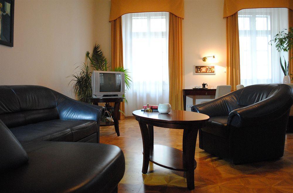 Charles Bridge & By Sivek Hotel apartamentowy