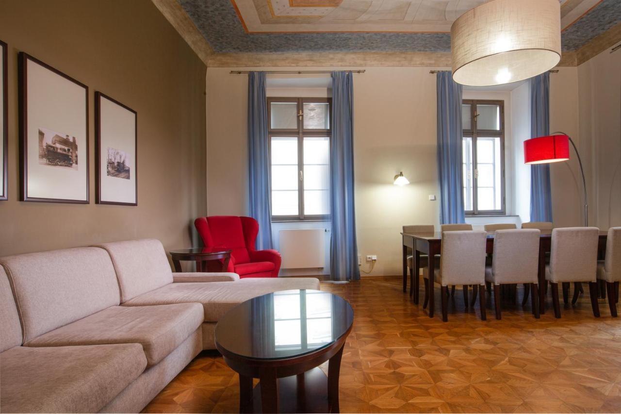 Hotel apartamentowy Charles Bridge & By Sivek