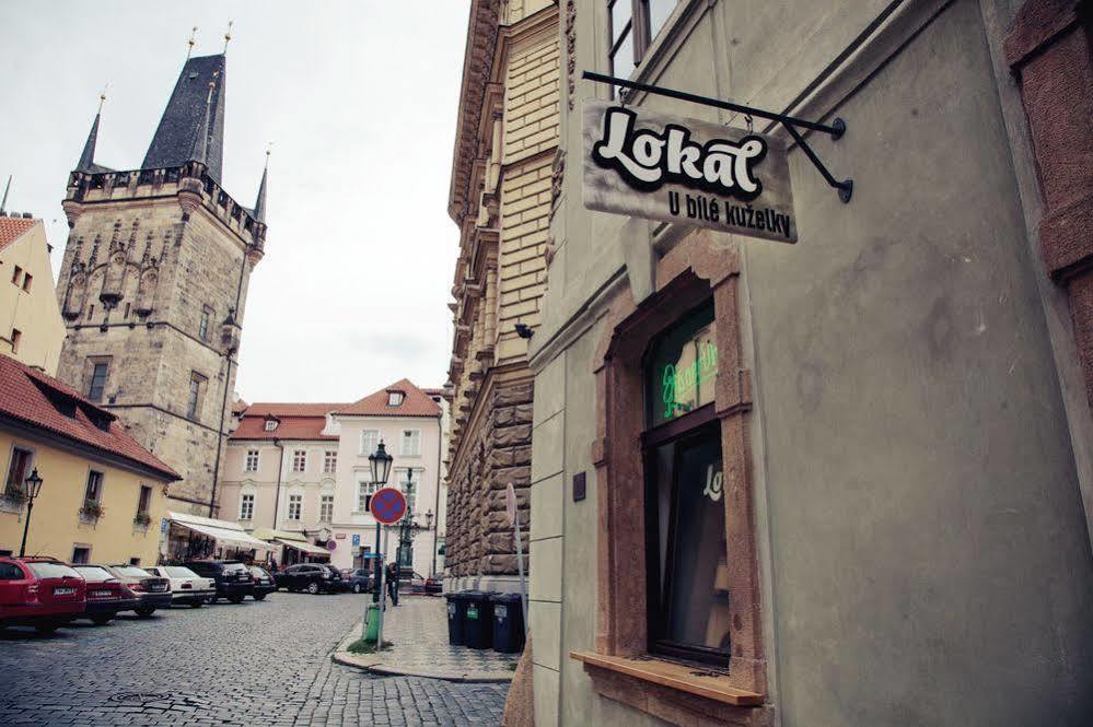 Charles Bridge & By Sivek Hotel apartamentowy Praga